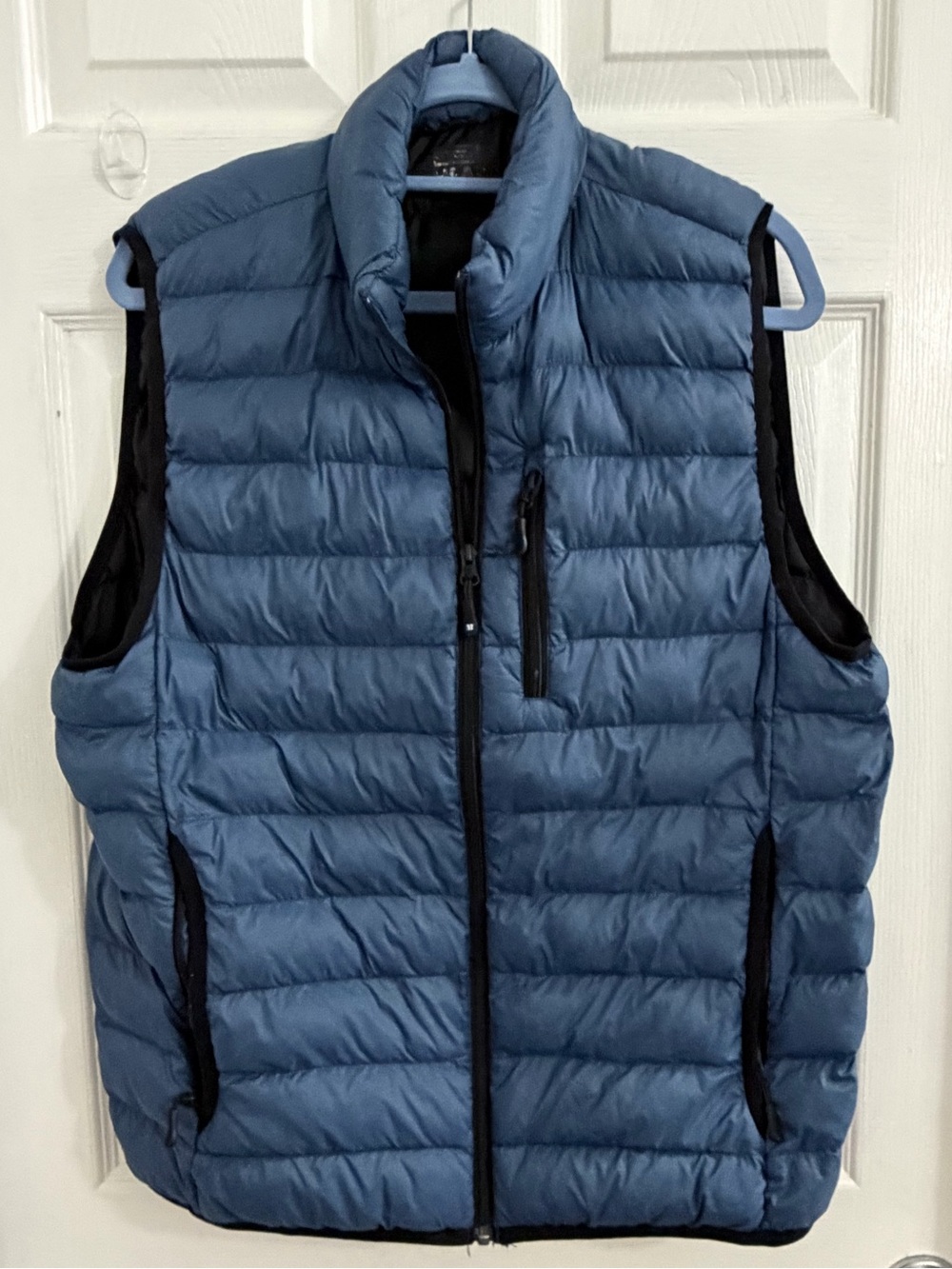 Unisex Quilted Blue Puffer Vest - Lightweight Layering. Size medium. $10
